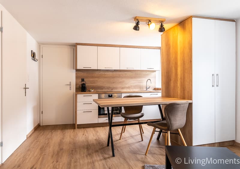 FL_APP9_Wohnen-Schrank.jpg
