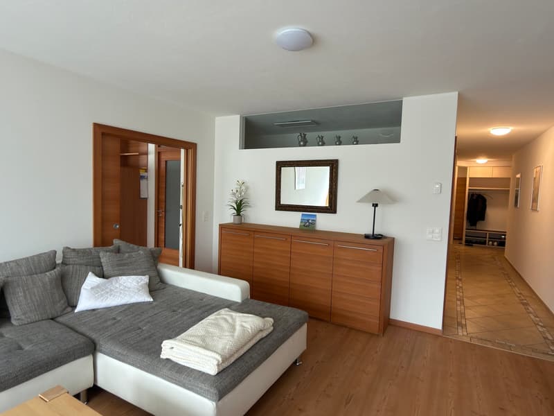 Incantevole appartamento di 4 locali con garage a Scuol PRIMA OCCUPAZIONE (6)