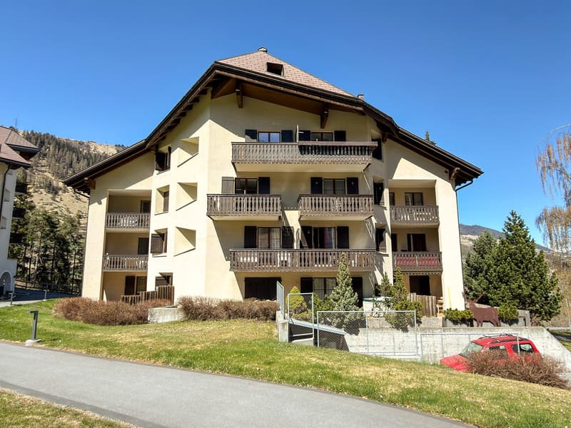 Charmante 1-Zimmer-Wohnung mit Bergpanorama in Vulpera (1)