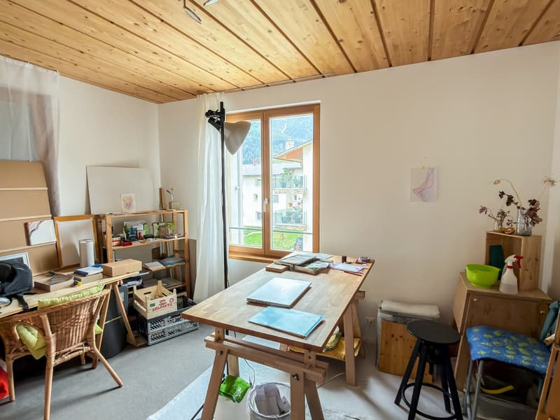 Charmante 4.5-Zimmer-Wohnung mit Bergpanorama in Ardez (7)
