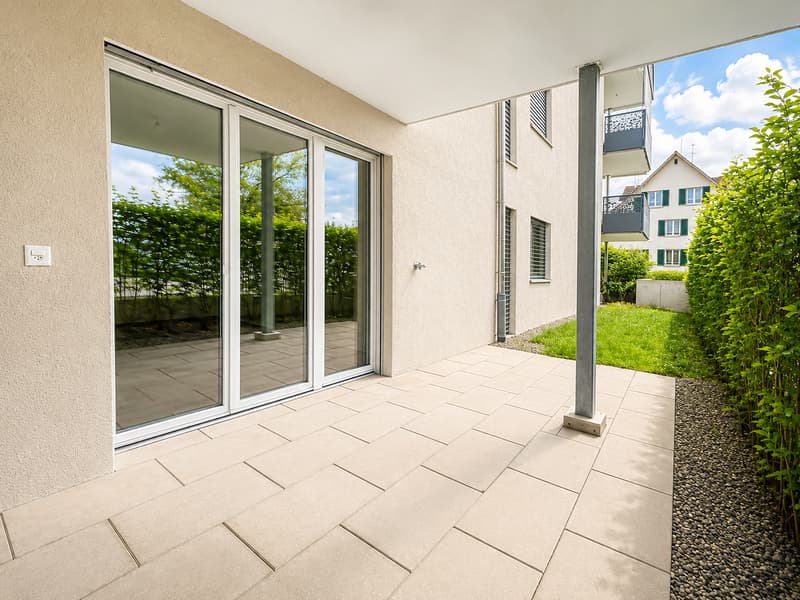 Moderne 2.5-Zimmer-Wohnung im Erdgeschoss in Grüningen – Sofort verfügbar! (9)