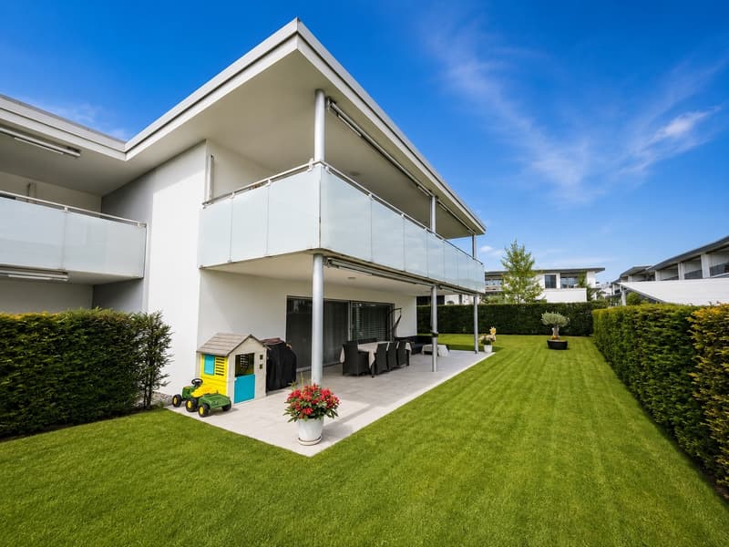 Attraktive 4.5-Zimmer-Gartenwohnung inkl. 2 Tiefgaragenplätze in Lieli (Oberwil-Lieli) zu verkaufen (2)