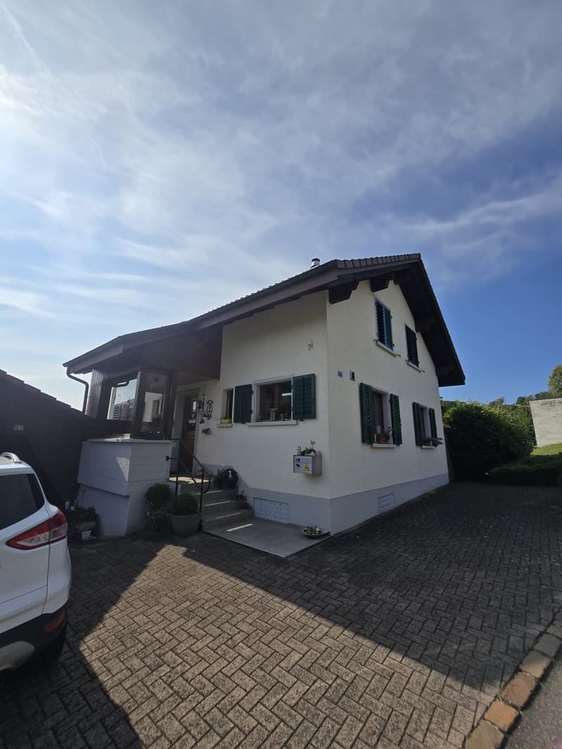 5,5 Zimmer Einfamilienhaus mit grossem Garten (1)
