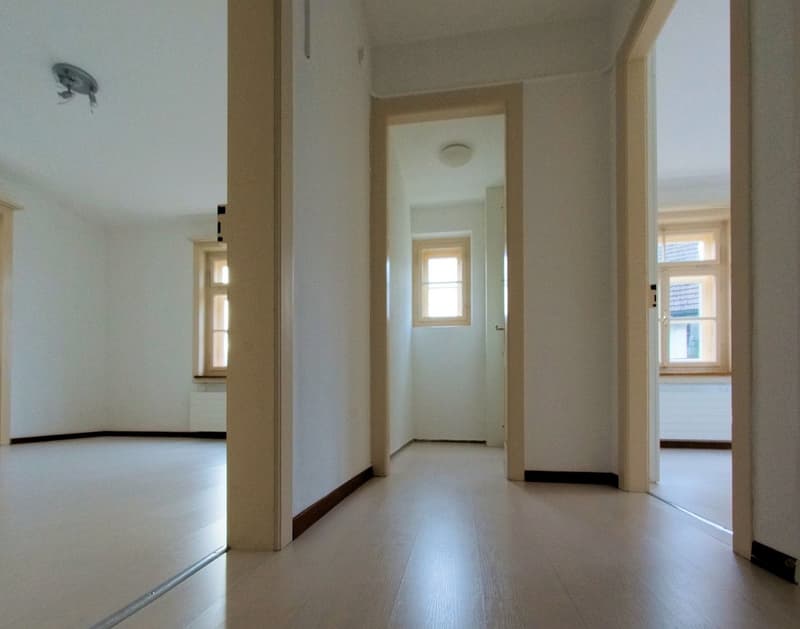 Entrée, Abstellraum, Zimmer rechts/Zimmer links