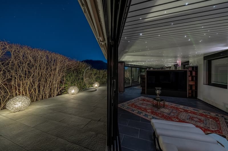 6.5-Zi-Einfamilienhaus mit Seesicht und Alpenpanorama (7)