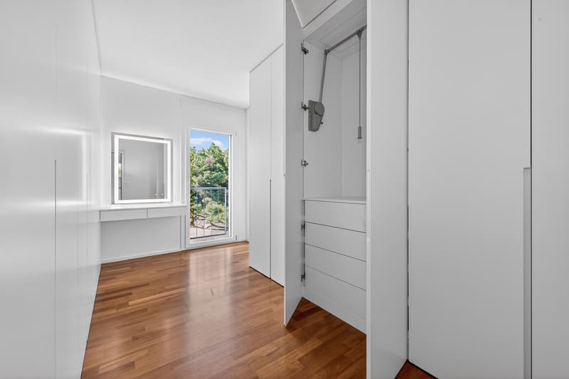 6.5‑Zimmer-Einfamilienhaus an traumhafter Aussichtslage, nähe Waldrand (15)