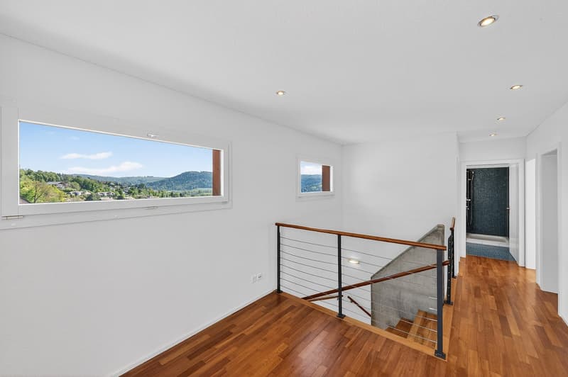 6.5‑Zimmer-Einfamilienhaus an traumhafter Aussichtslage, nähe Waldrand (12)