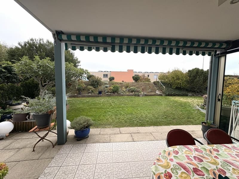 Gedeckter Sitzplatz