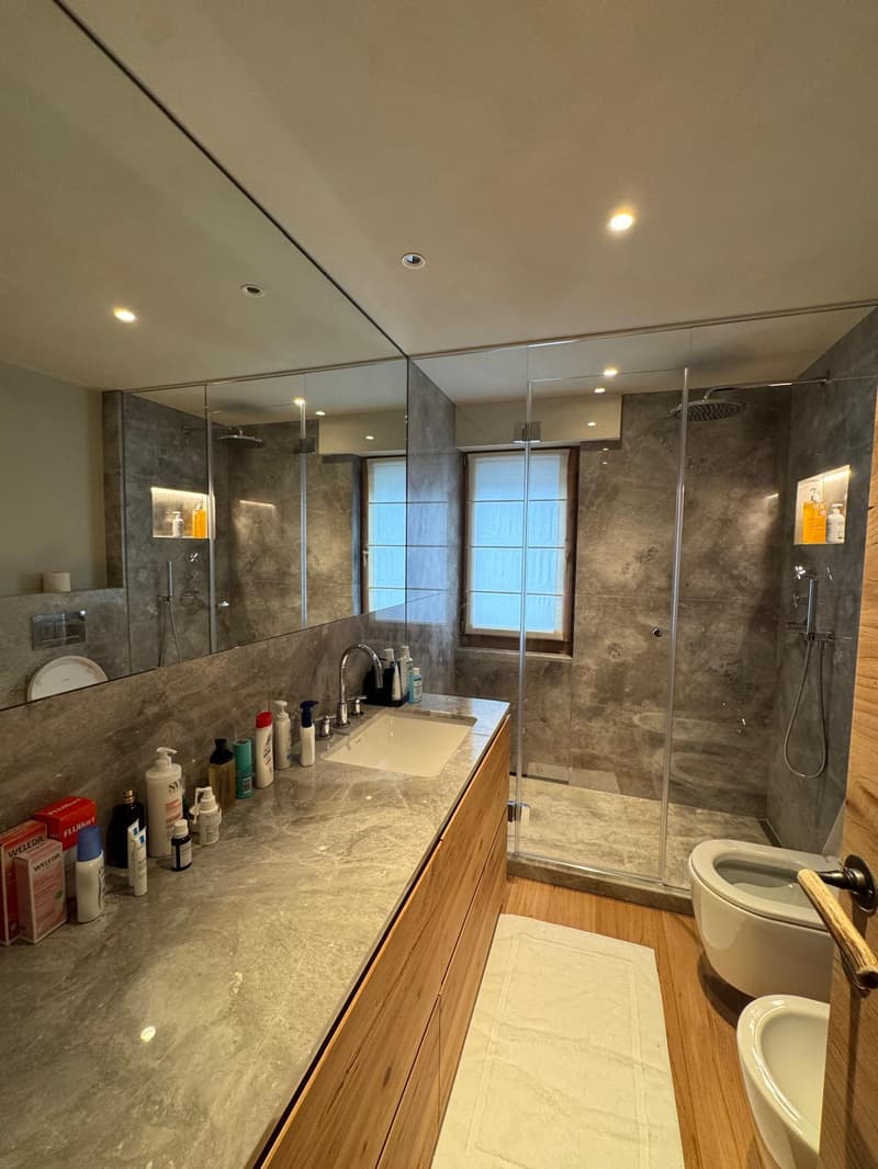 Luxurious Retreat: Spacious 180 sqm Flat with Garden, SPA, and Ski Room (7)