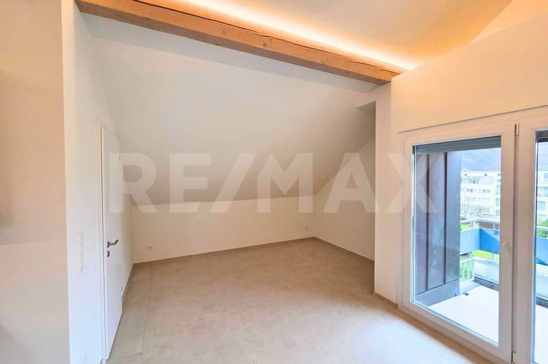 Loft- Dachgeschoss-Wohnung an zentrale Lage in Altdorf UR, Erstvermietung (3)