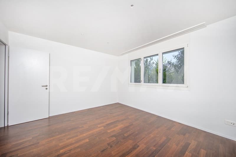 Elegante, helle 3.5-Zi.-Wohnung mit grosser Terrasse und Bergpanoramasicht, 6353 Weggis LU (5)