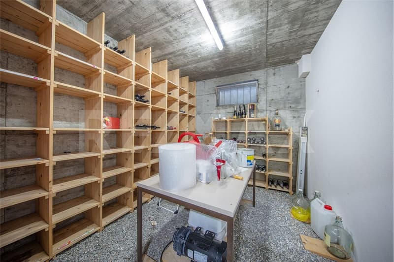 Exklusives Einfamilienhaus an ruhiger Lage bei Bellinzona (12)