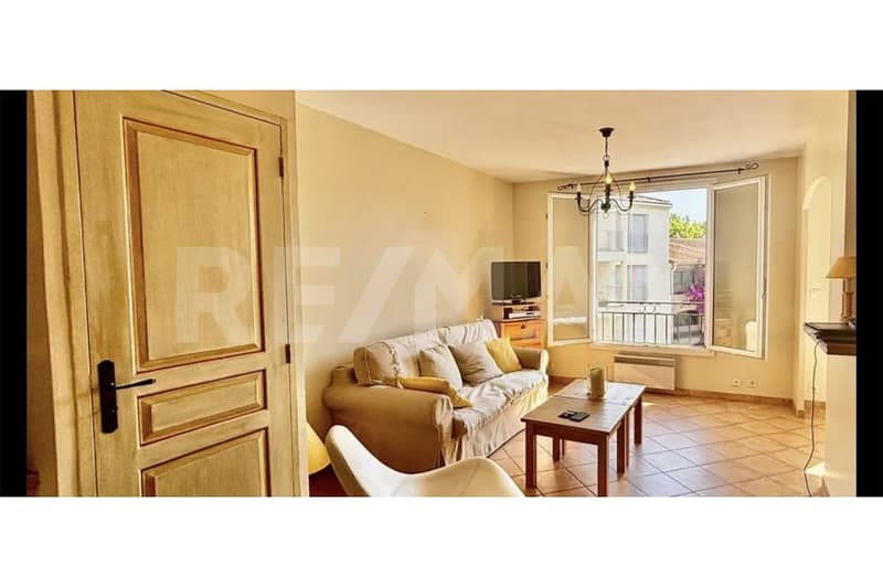 Einmalige Gelegenheit - Grosses Studio mit Garagenplatz im Zentrum von Saint-Tropez (3)
