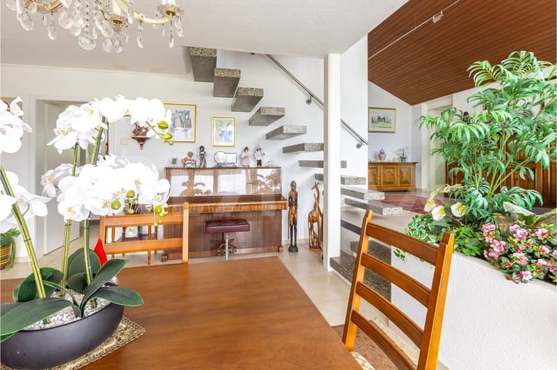 Adlerhorst, 7-Zimmer Villa mit Weitblick, Wintergarden & Indoor-Pool, 220 m² NWF,  Schwyz (SZ) (5)