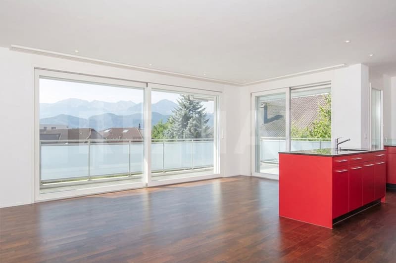Elegante, helle 3.5-Zi.-Wohnung mit grosser Terrasse und Bergpanoramasicht, 6353 Weggis LU (1)