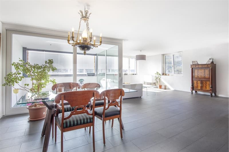 Stilvoll wohnen mit Mythenblick  moderne 4.5-Zimmer-Eigentumswohnung in Ibach SZ (5)