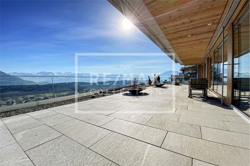 Exklusive und luxuriös möblierte Terrassenwohnung mit fantastischem Aussenbereich und Traumsicht (1)