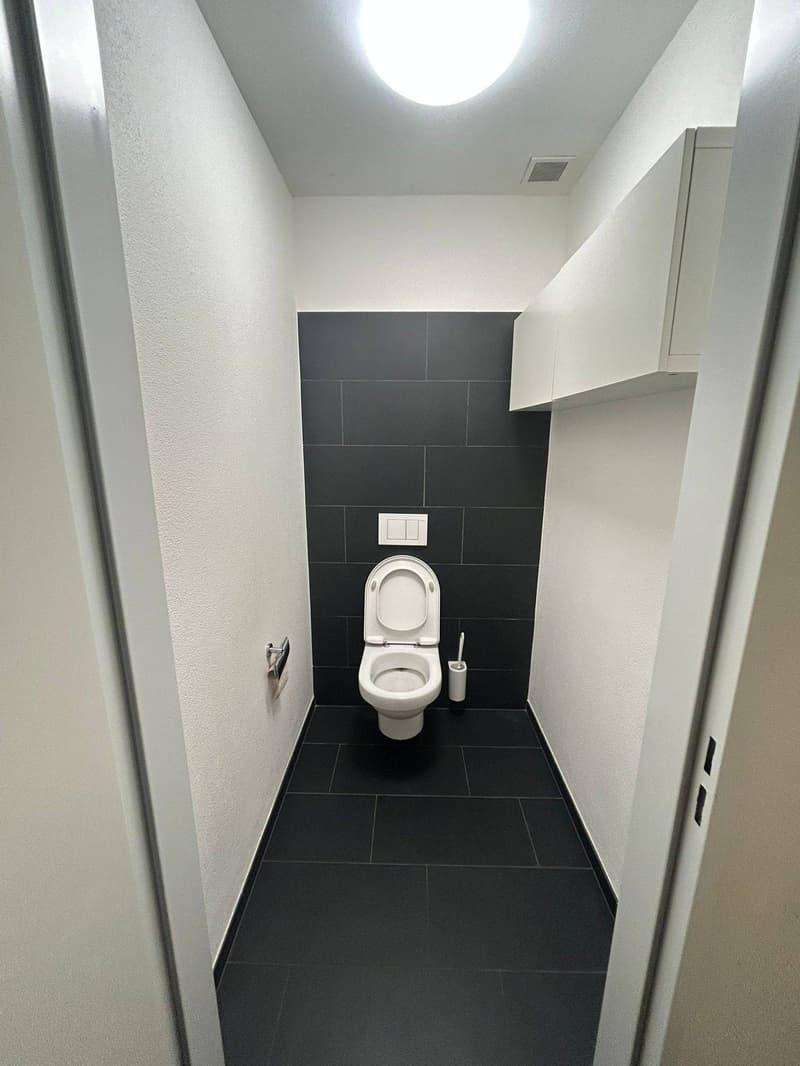 Gewerberäumlichkeiten an Toplage Seefeld – perfekt für Fitnessstudio (4)