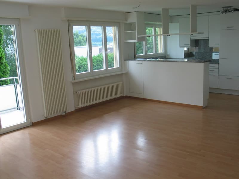 BEFRISTET bis 30.09.2028 - 4.5-Zimmer-Wohnung mit Balkon (5)