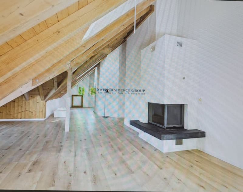 Charmante Dachwohnung mit Cheminée (2)