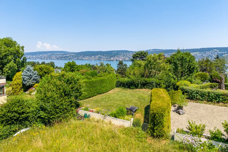 Grosszügige 5½-Zimmer-Terrassenwohnung mit Weitblick, Privatsphäre und Wellness (12)