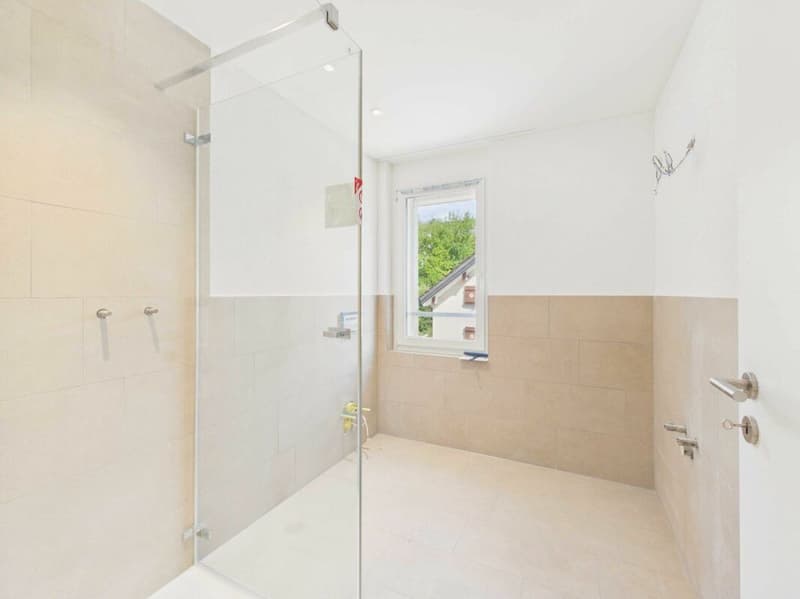 Neubau - Erstbezug / 4½-Zi.-Maisonette-Wohnung Dachgeschoss (6)