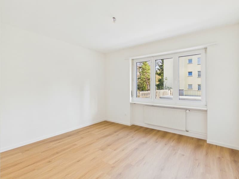 Primo occupante dopo ristrutturazione totale: Appartamento di 4,5 locali elegante con collegamento di primo ordine (9)
