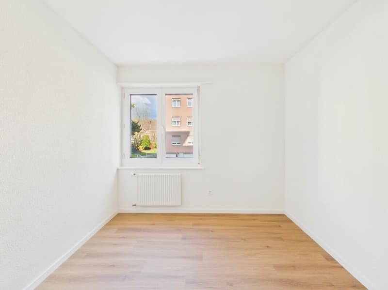 Primo occupante dopo ristrutturazione totale: Appartamento di 4,5 locali elegante con collegamento di primo ordine (8)