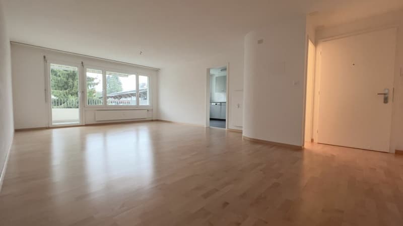 Hell und modern Wohnen - ideale 5.5-Zimmerwohnung im Zentrum von Gossau (2)