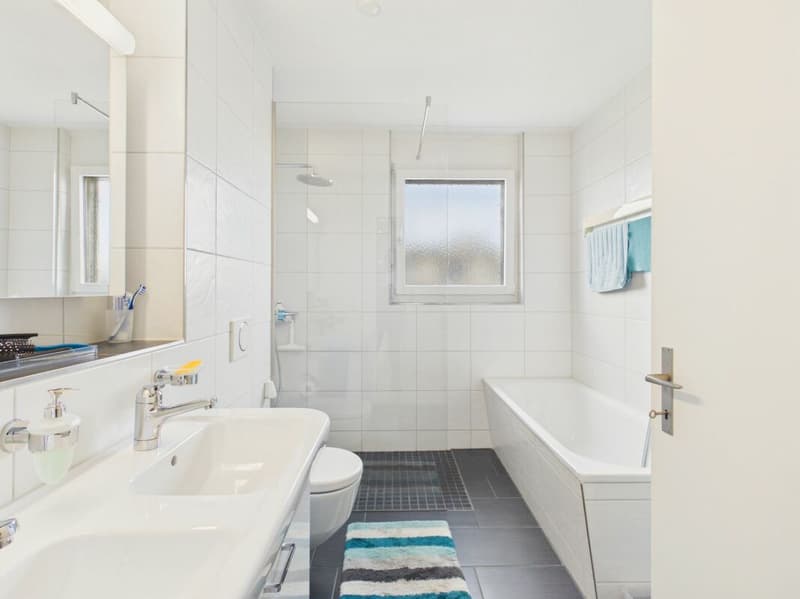 Topmoderne 4.5-Zimmer-Wohnung in Oberuzwil (12)