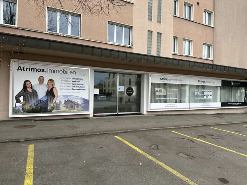 Top Gewerberaum mit viel Licht und idealer Präsentationsfläche (7)