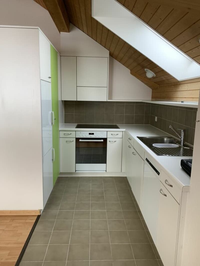 heimelige Dachwohnung mitten in Gähwil (3)