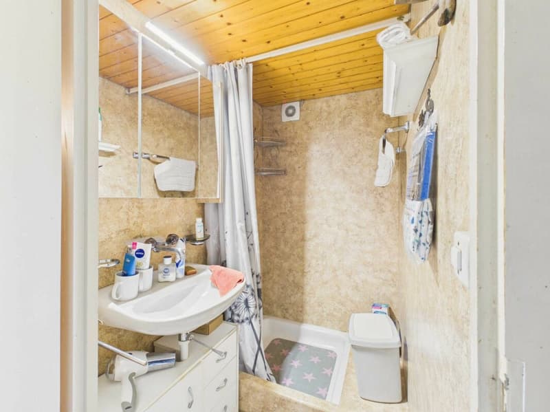 Dusche 1 EG