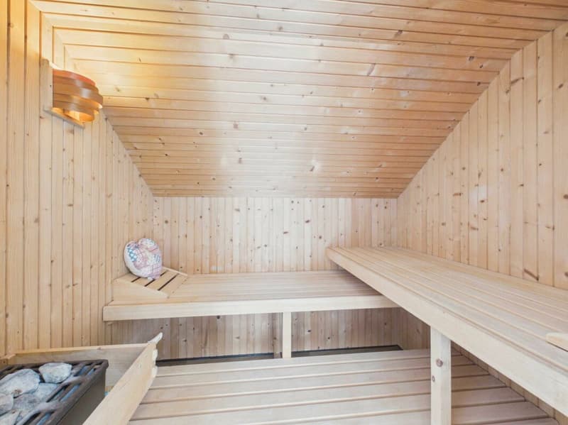 Einfamilienhaus mit atemberaubender Aussicht und Swimmingpool (12)