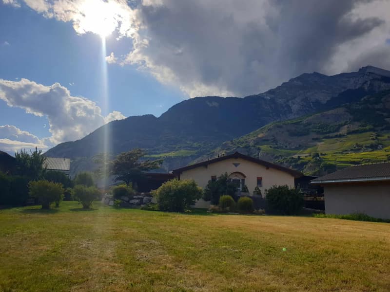 Magnifique villa à vendre à Vétroz (1)