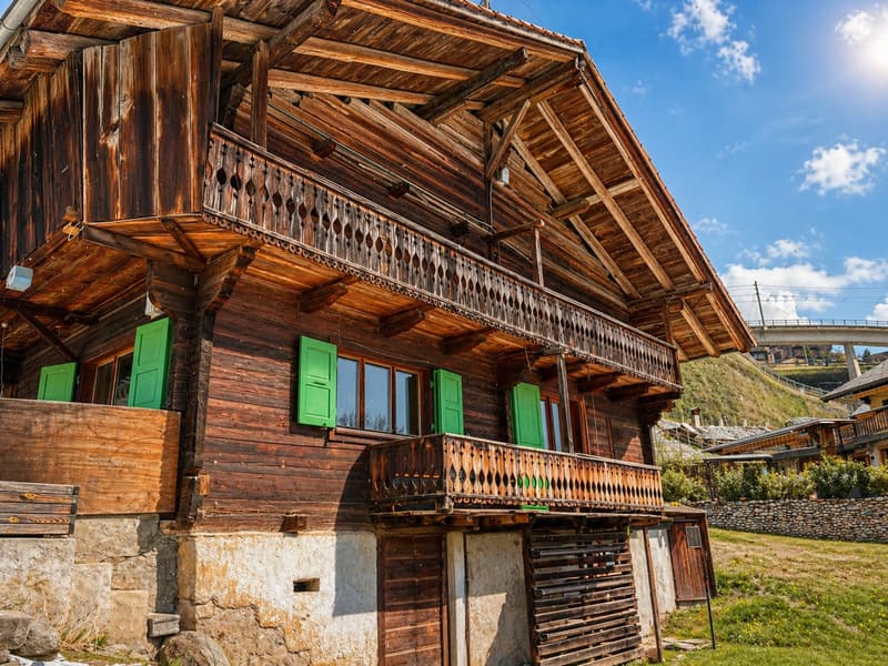 À vendre ? Chalet à rénover avec fort potentiel de développement à Troistorrents | CHF 390'000.? (1)