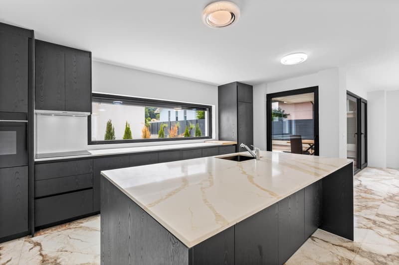 Splendide villa mitoyenne de 5.5 pièces (6)