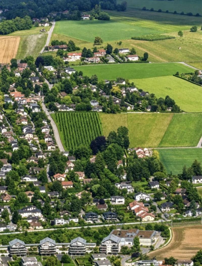 DUPLEX EN ATTIQUE DE 4,5 PIÈCES ? CHAVANNES-DE-BOGIS (1)