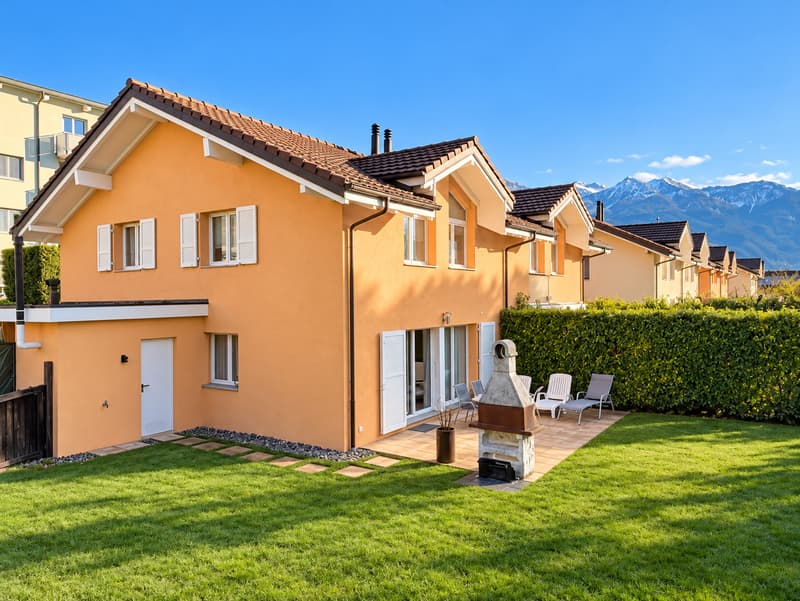 VILLA JUMELÉE AVEC GRAND JARDIN À VENDRE À VOUVRY (1)
