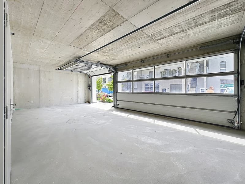 Local artisanal neuf avec atelier et bureau de plus de 90 m² (2)