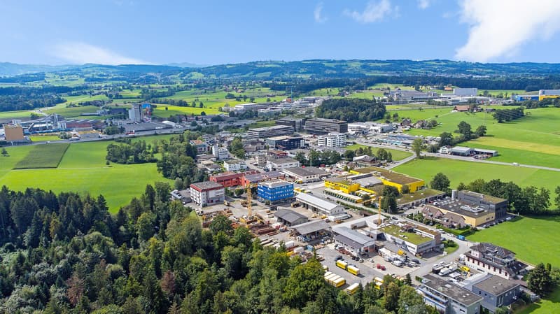 Baubewilligung vorhanden | rund 2'900 m² Nutzfläche | 48 Parkplätze (3)