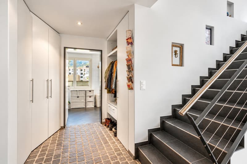 Grosszügige 7.5-Zimmer-Maisonette-Wohnung in Seenähe (4)