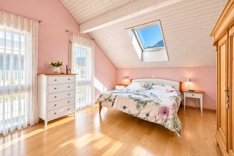 Grosszügige 7.5-Zimmer-Maisonette-Wohnung in Seenähe (5)