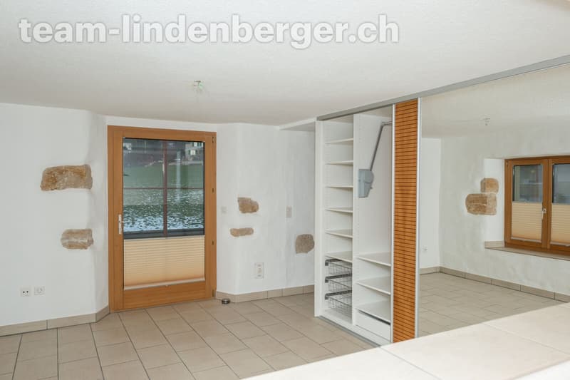 Schlafzimmer mit Balkonzugang