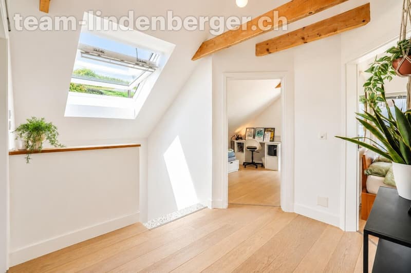 Vorplatz im OG