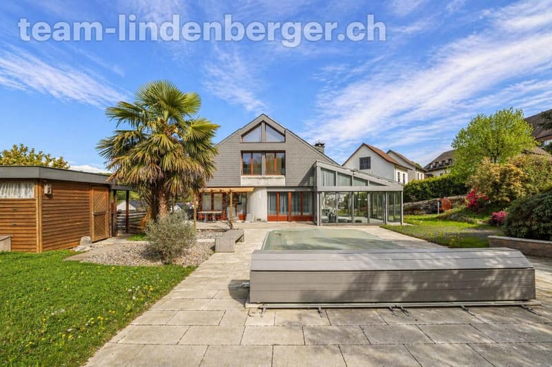 Ansicht Liegenschaft vom Garten