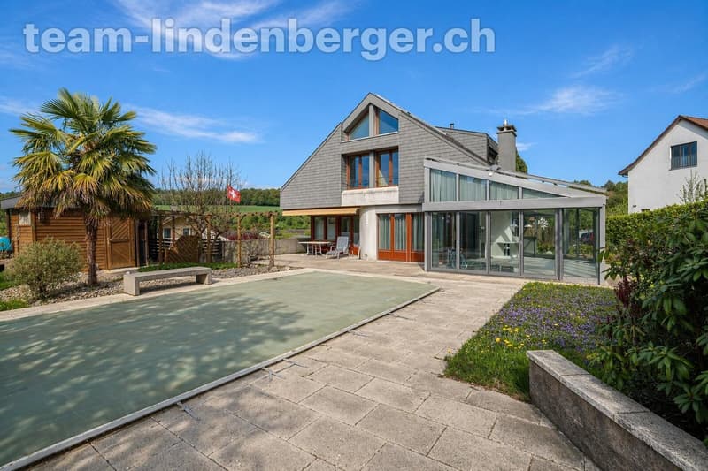 Ansicht Liegenschaft vom Garten