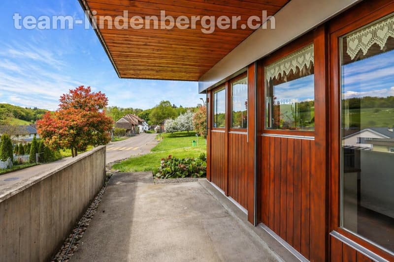 Gedeckter Sitzplatz bei der Küche