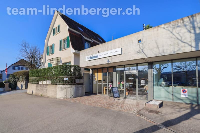 Aussenansicht Liegenschaft und Gewerbefläche