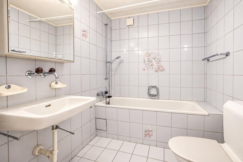 Vielseitig nutzbares Mehrfamilienhaus in Ettingen (10)